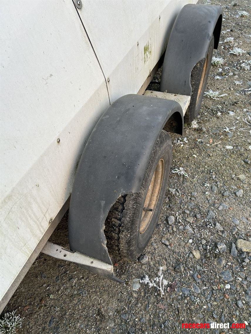 woodford-car-transport-trailer-need-gone