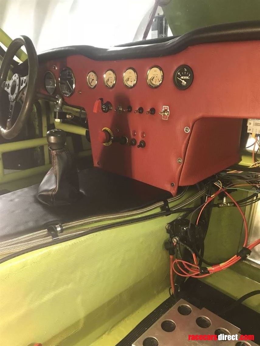 tvr-vixen-historic-race-car