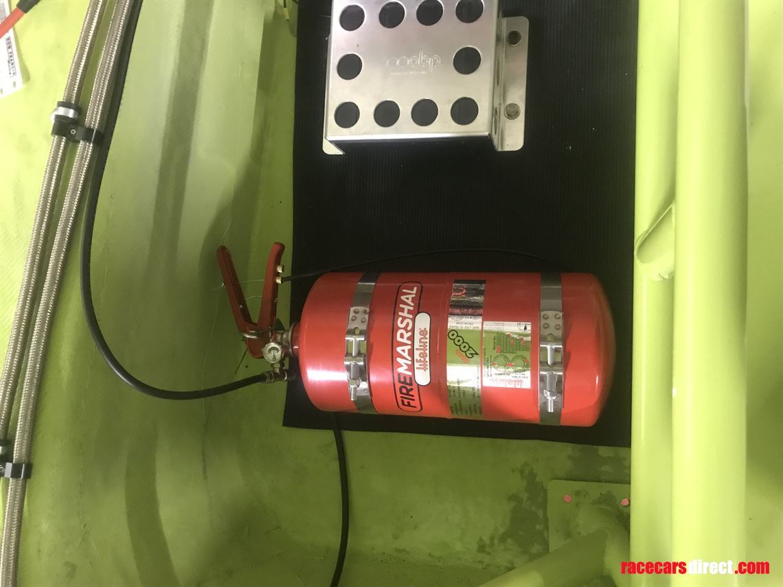 tvr-vixen-historic-race-car