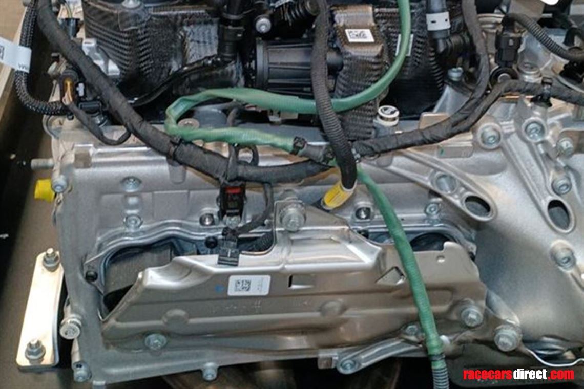 992-gt3-cup-new-crate-engine-my23-new-from-po