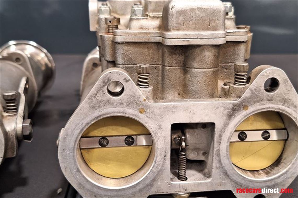 jaguar-lister-38-weber-45-dc03-sandcast-carbu