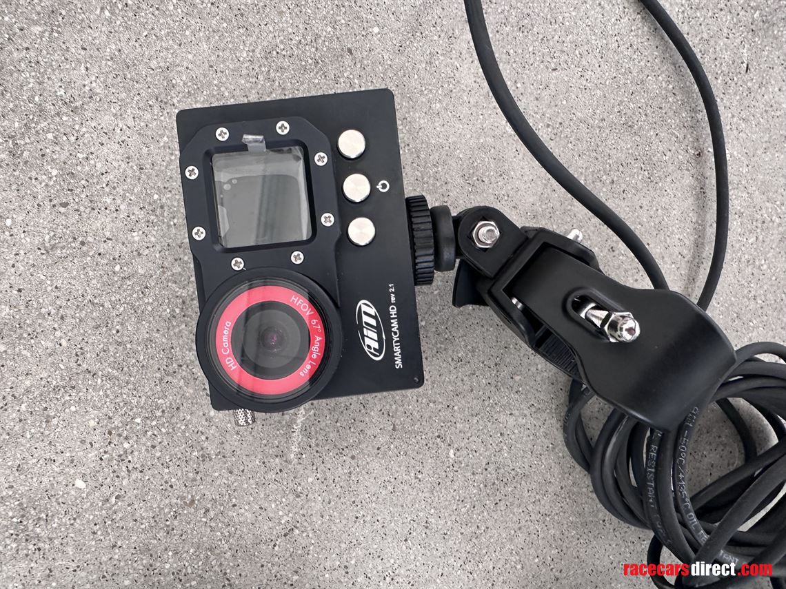 dashboard-and-camera-car