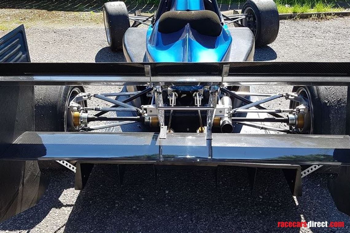 oms-cf07-busa-single-seater