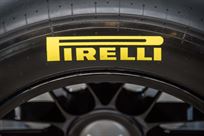 f1-official-18-inch-pirelli-rear-tire-rim