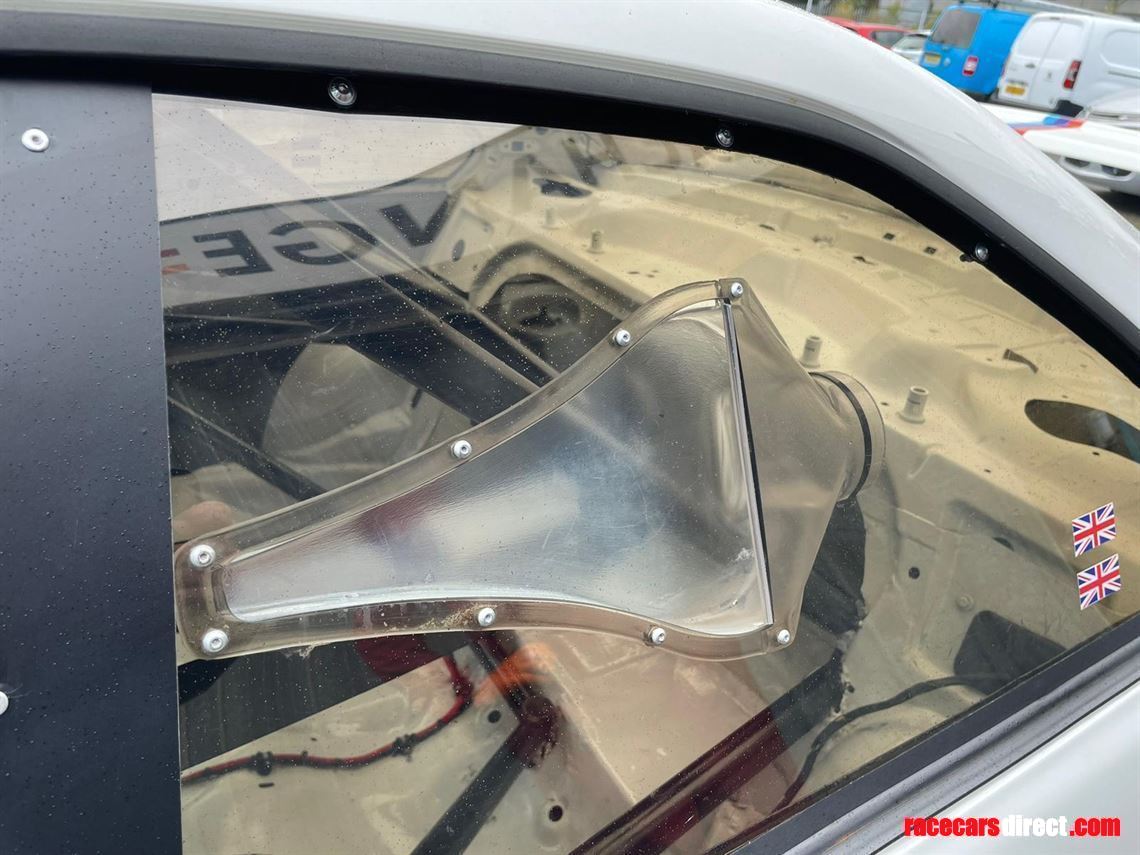 bmw-e36-m3-supercharged-trackrace-car-reduced