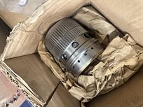 audi-rs3-gen2-tcr-spare-parts-and-gearbox