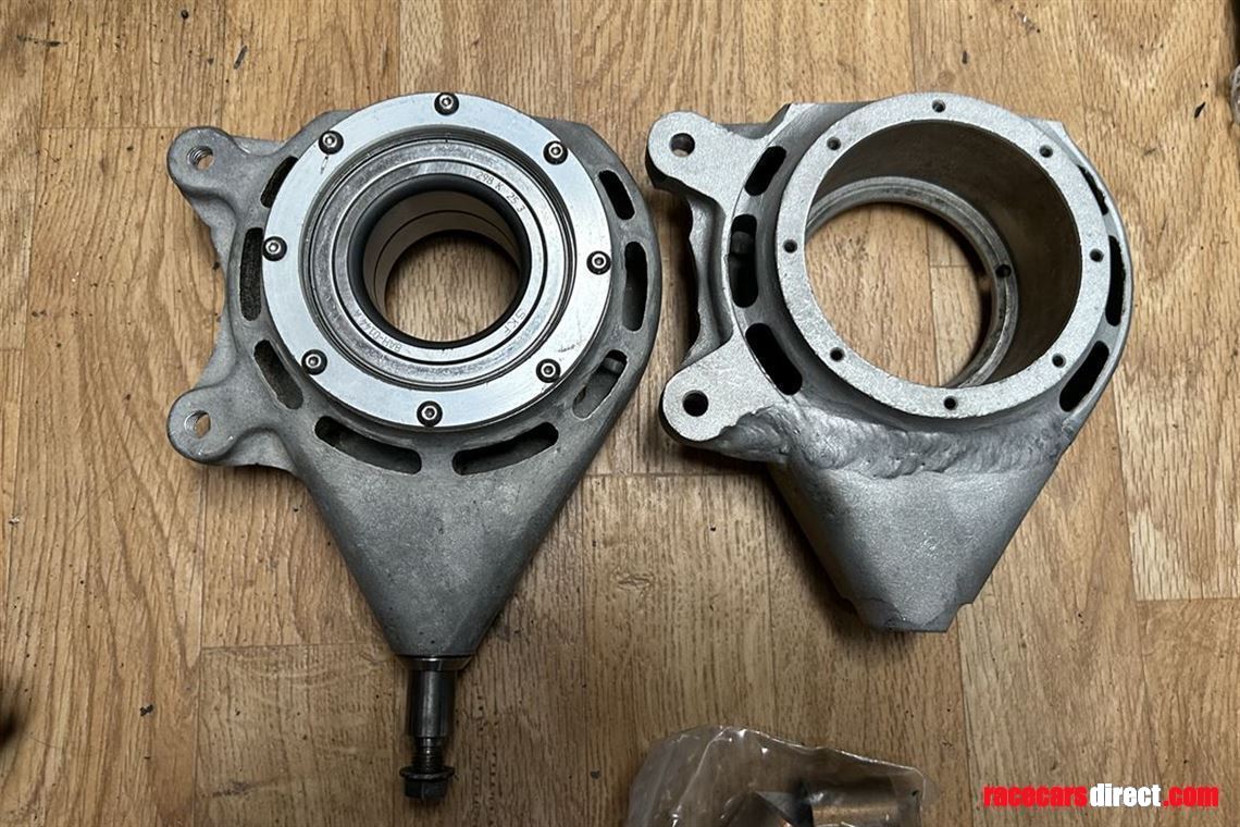 van-dieman-rf93-04-rear-uprights