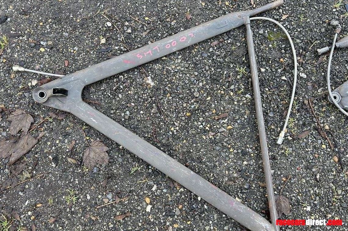 van-diemen-rf99-04-era-top-wishbones