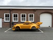 porsche-930934-race-shell