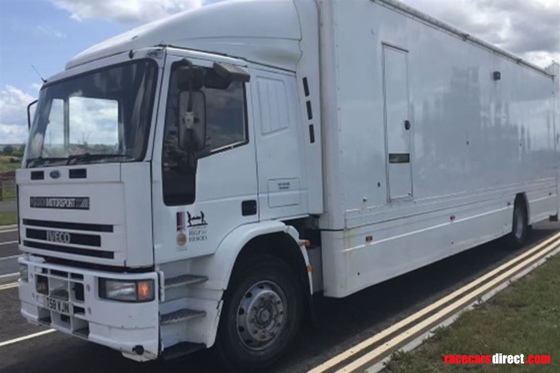 2-car-gt-car-transporter-rigid-18t-iveco-with