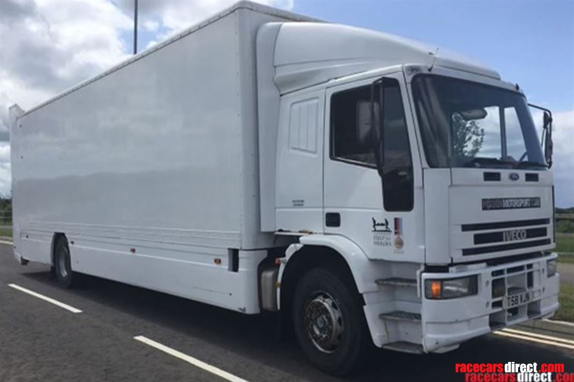 2-car-gt-car-transporter-rigid-18t-iveco-with