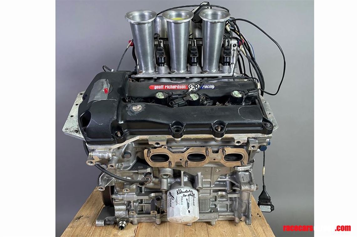 pilbeam-lmp-3-liter-engine-year-2001