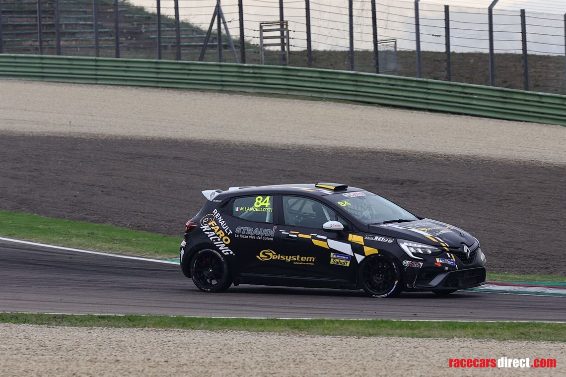 2-x-clio-cup-v-for-sale