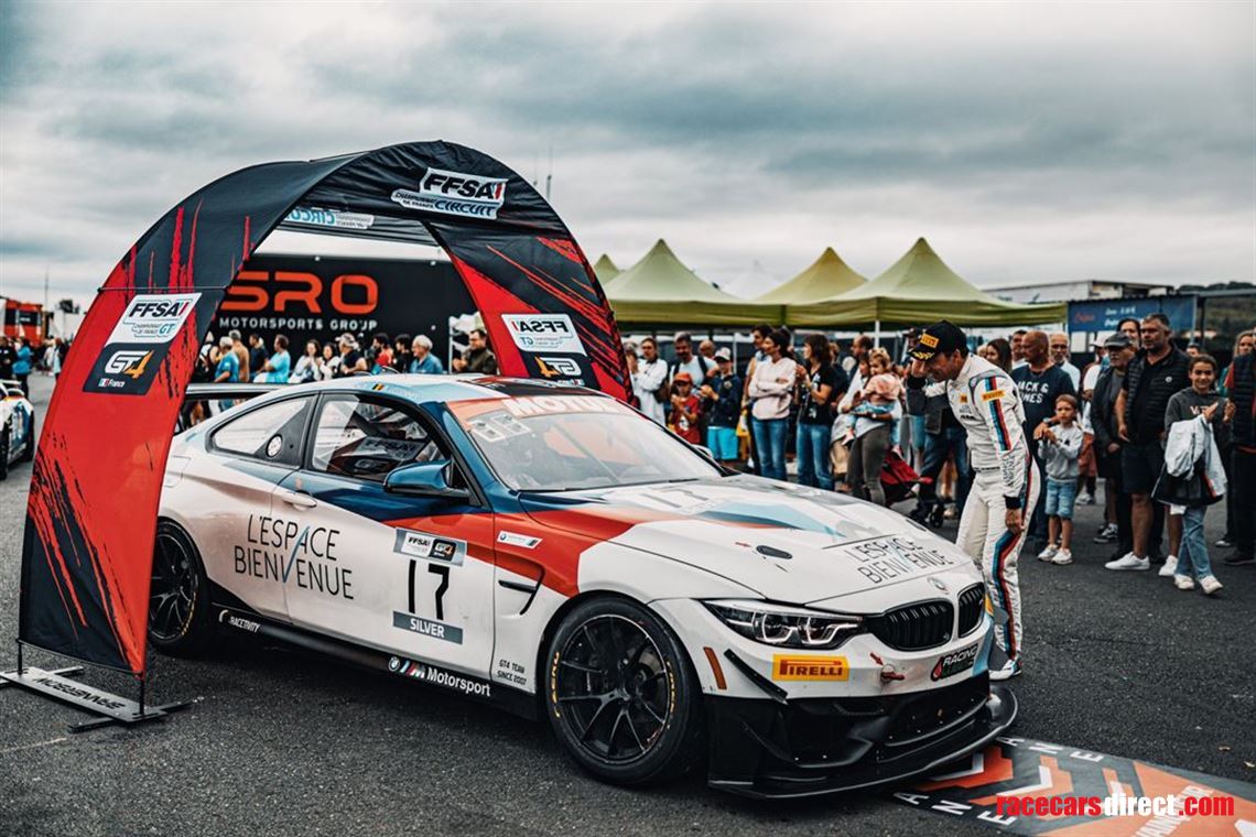 bmw-m4-gt4-f82
