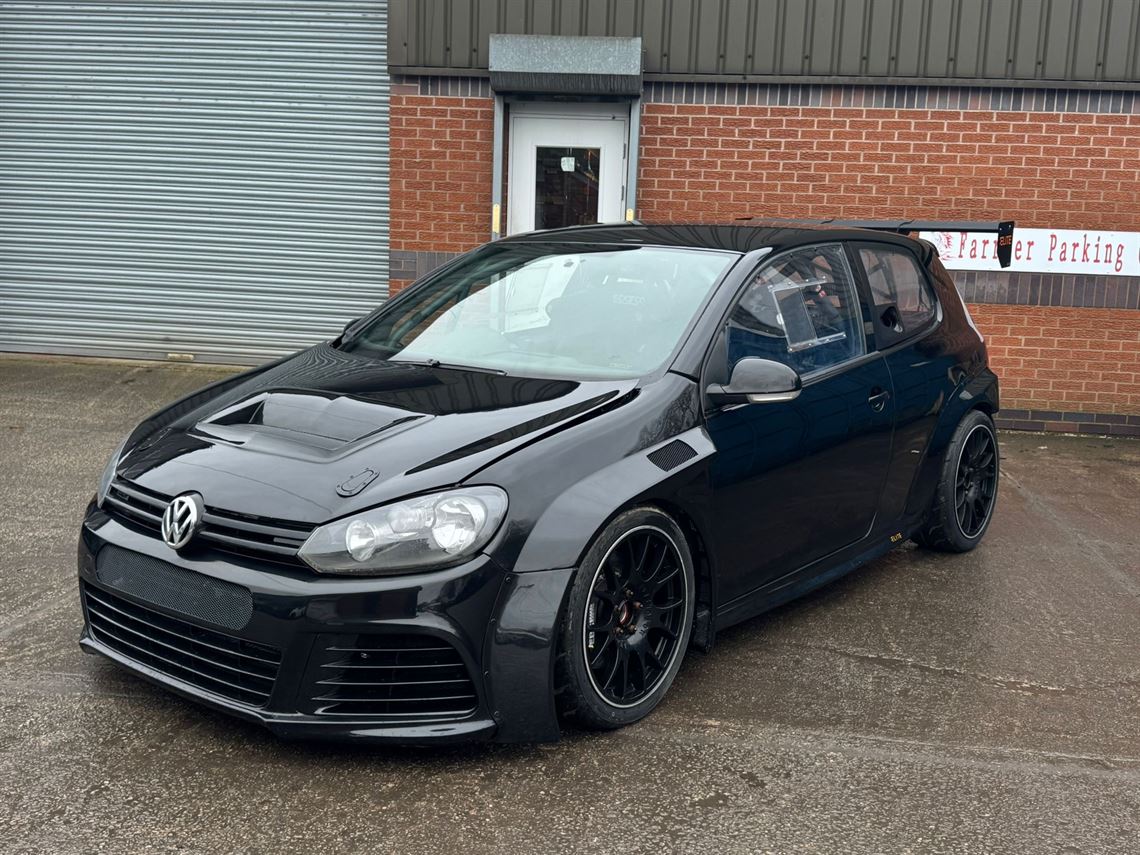 golf-gti---dsg---huge-spec
