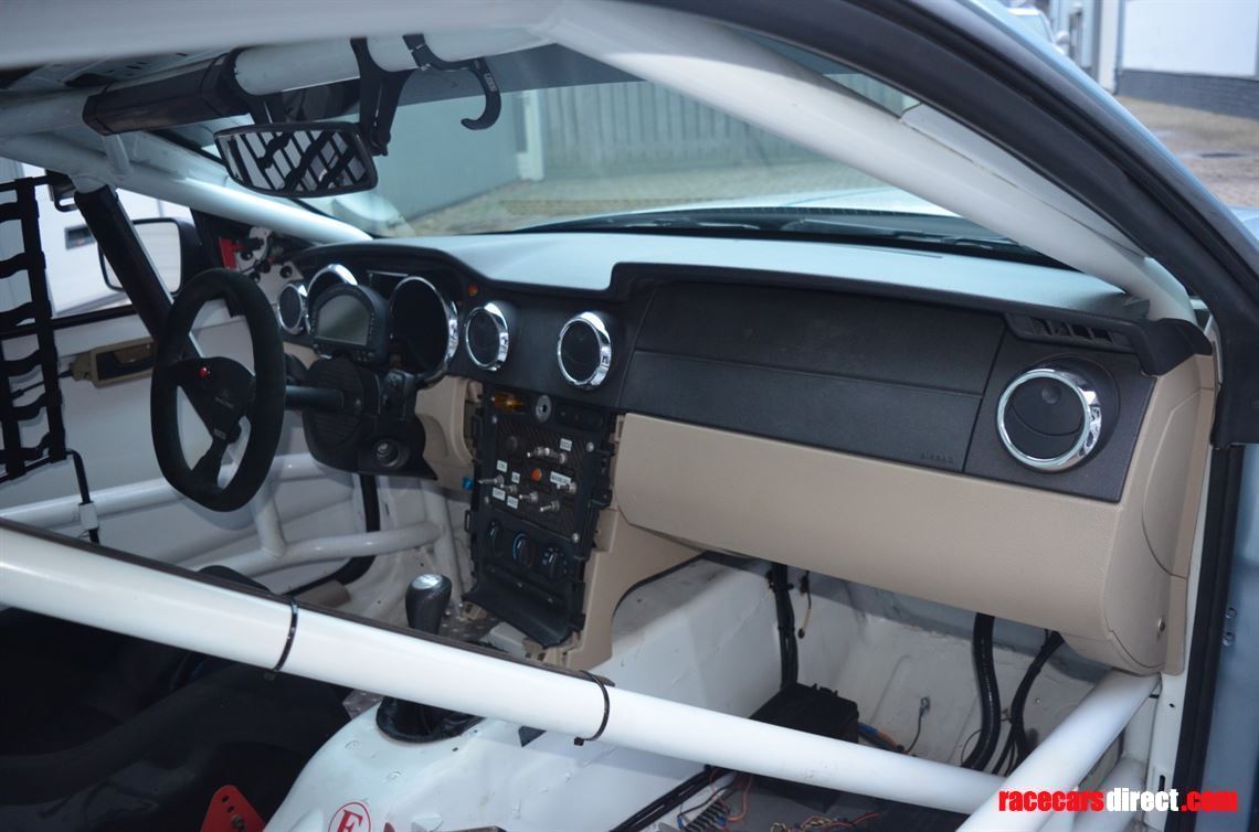 2005-ford-mustang-fr500c---004