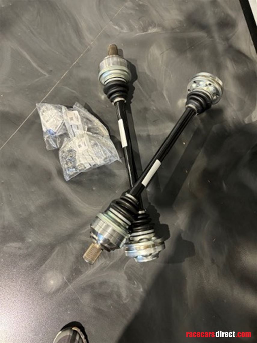 amg-gt4s-package---325k-usd-for-all