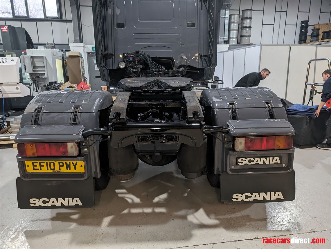 scania-r400-4x2-tractor-unit