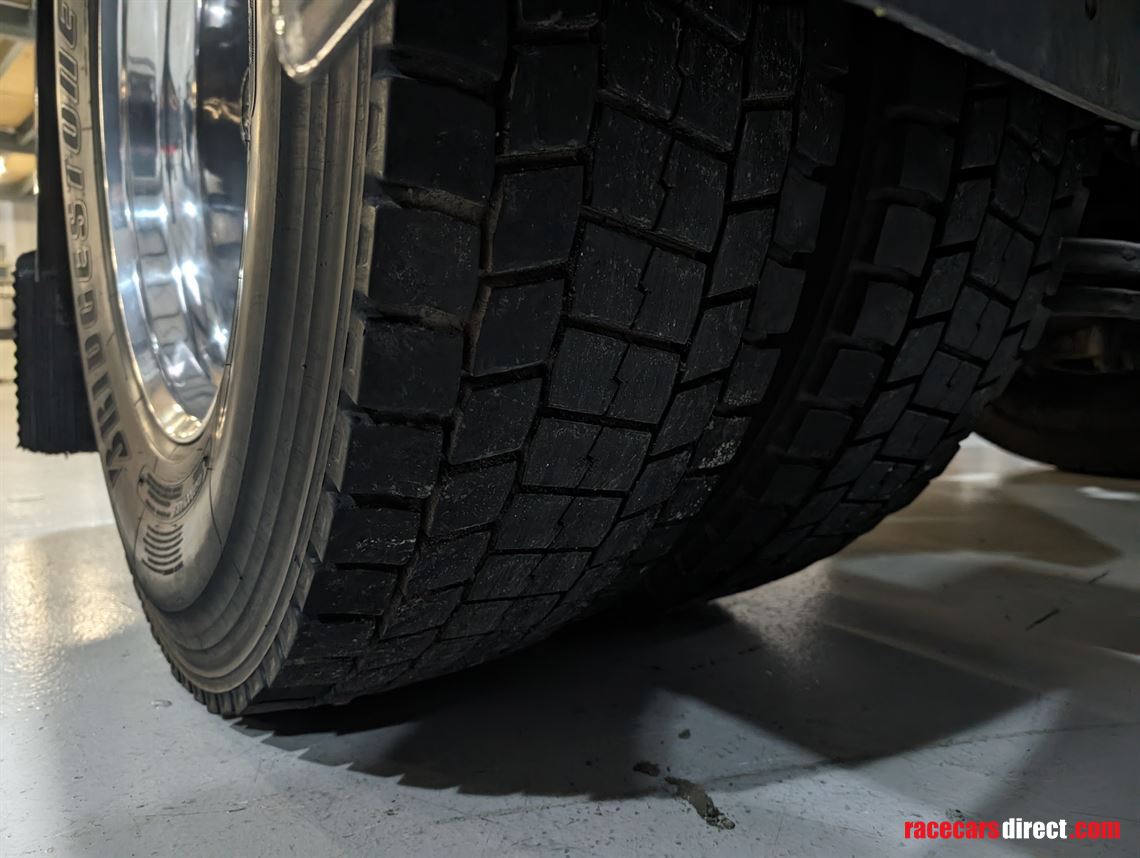 scania-r400-4x2-tractor-unit