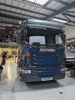 scania-r400-4x2-tractor-unit