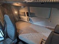 scania-r400-4x2-tractor-unit