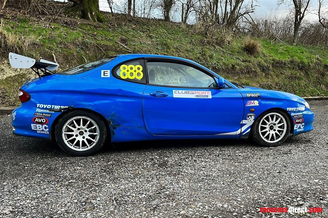 hyundai-coupe-cup-race-car-package