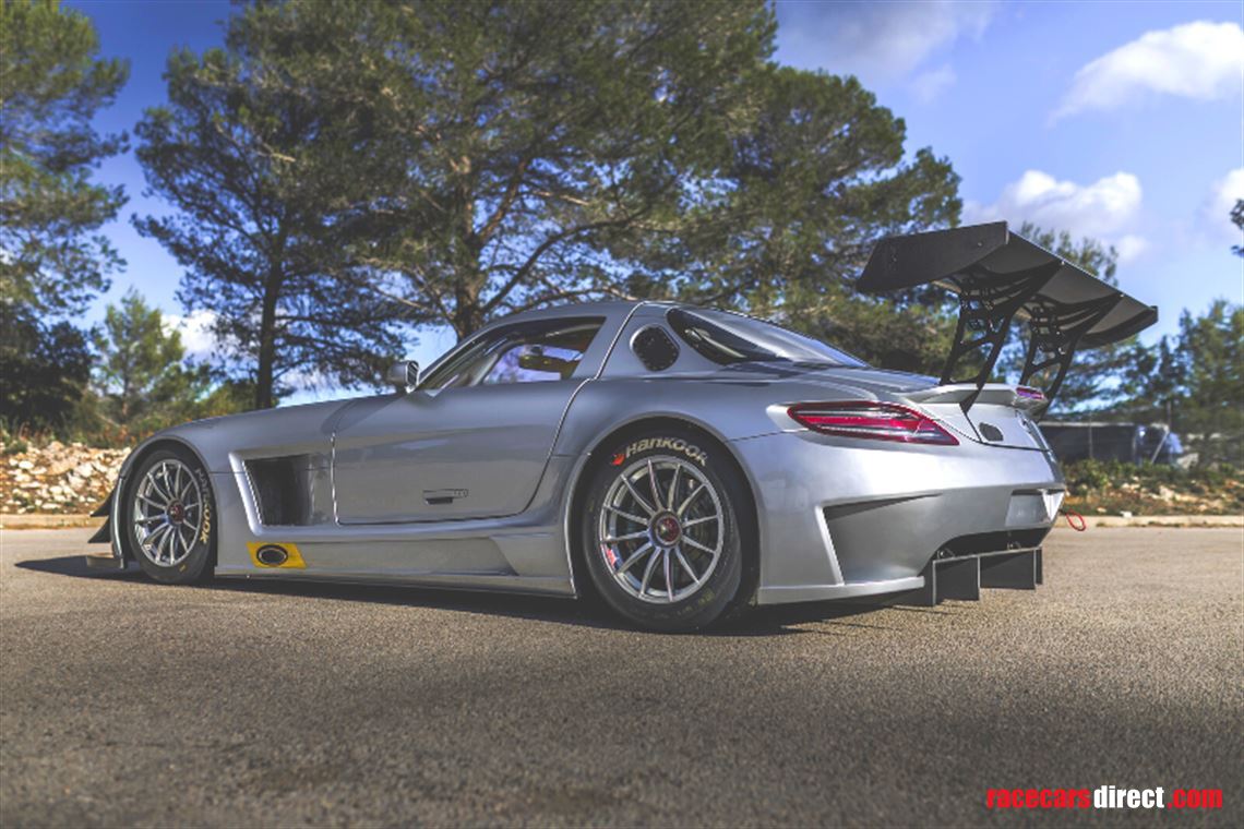 sold-2011-mercedes-sls-amg-gt3