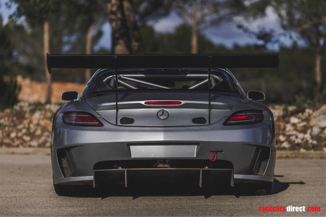 sold-2011-mercedes-sls-amg-gt3