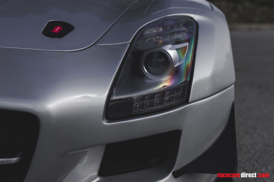 sold-2011-mercedes-sls-amg-gt3