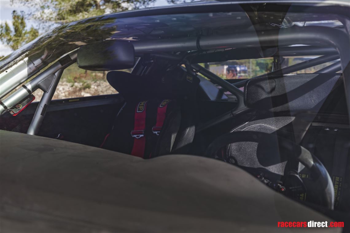 sold-2011-mercedes-sls-amg-gt3