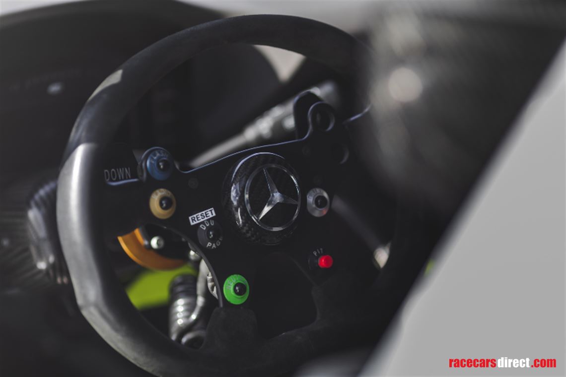 sold-2011-mercedes-sls-amg-gt3