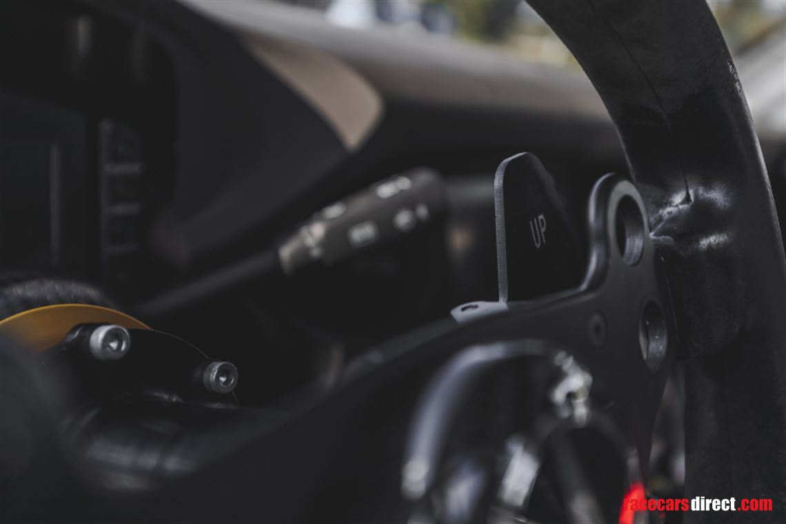 sold-2011-mercedes-sls-amg-gt3