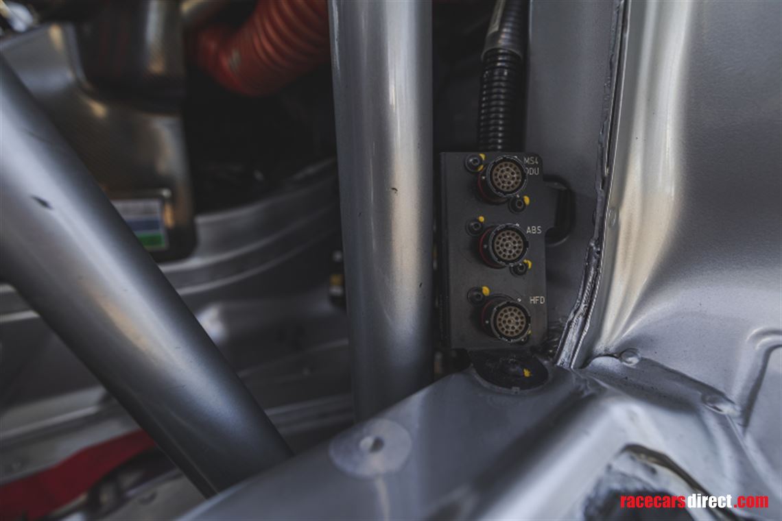 sold-2011-mercedes-sls-amg-gt3