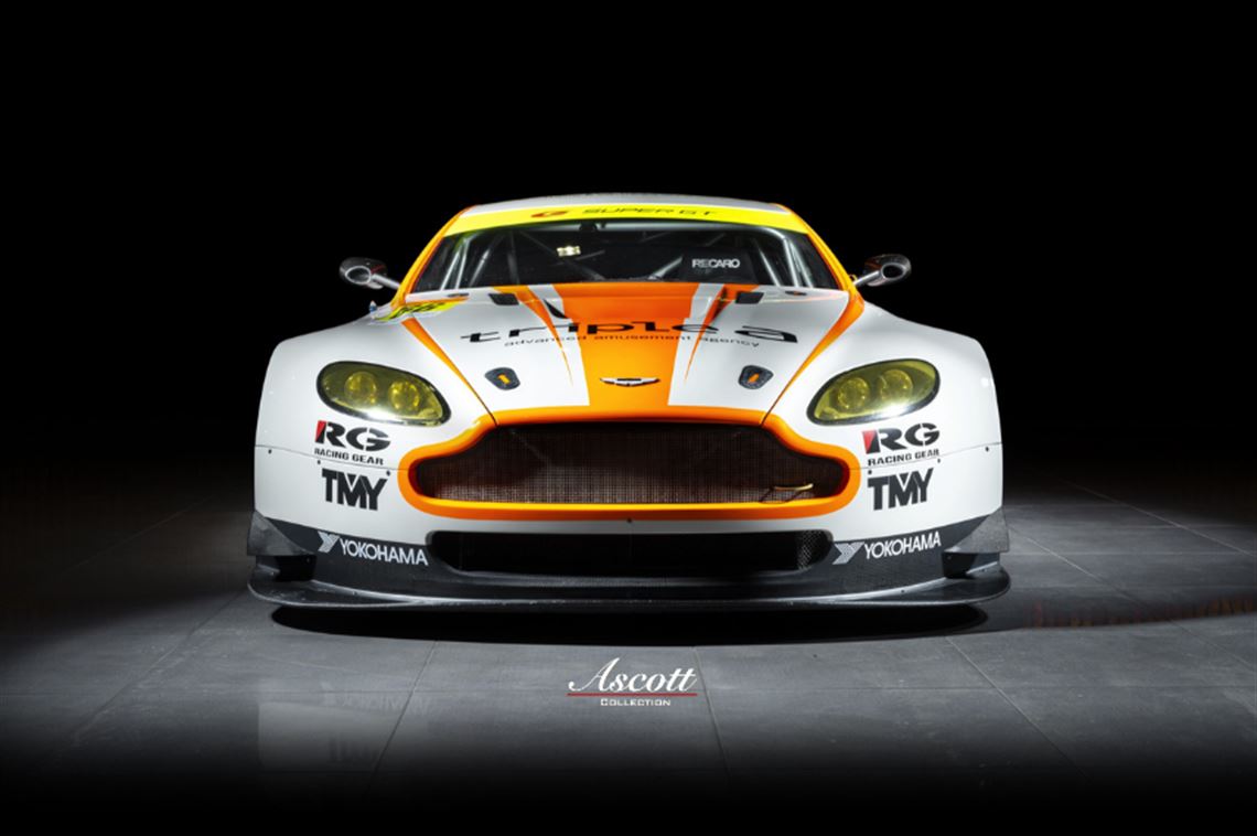 2010-aston-martin-v8-vantage-gt2