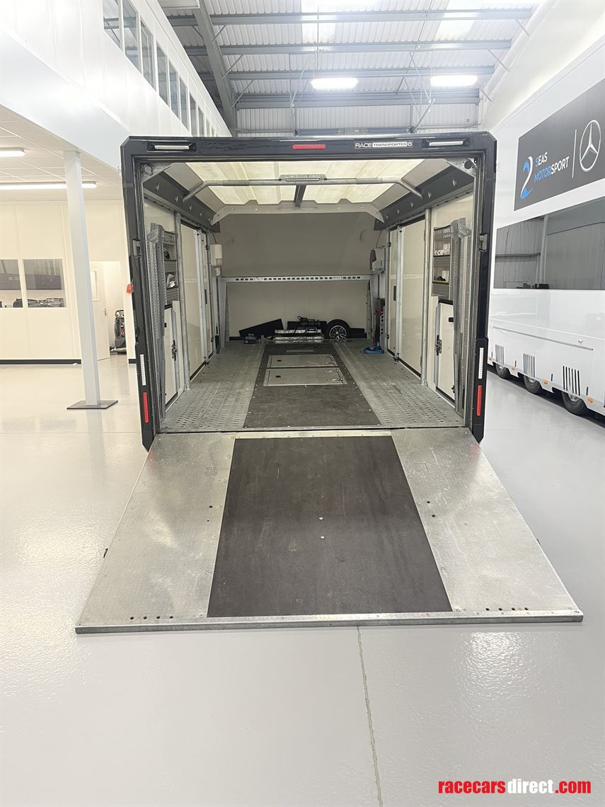 high-spec-brian-james-trailer-rt6---black