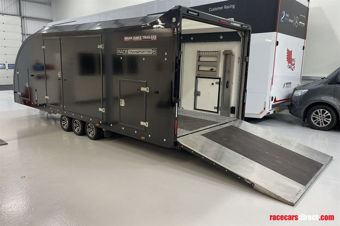 high-spec-brian-james-trailer-rt6---black