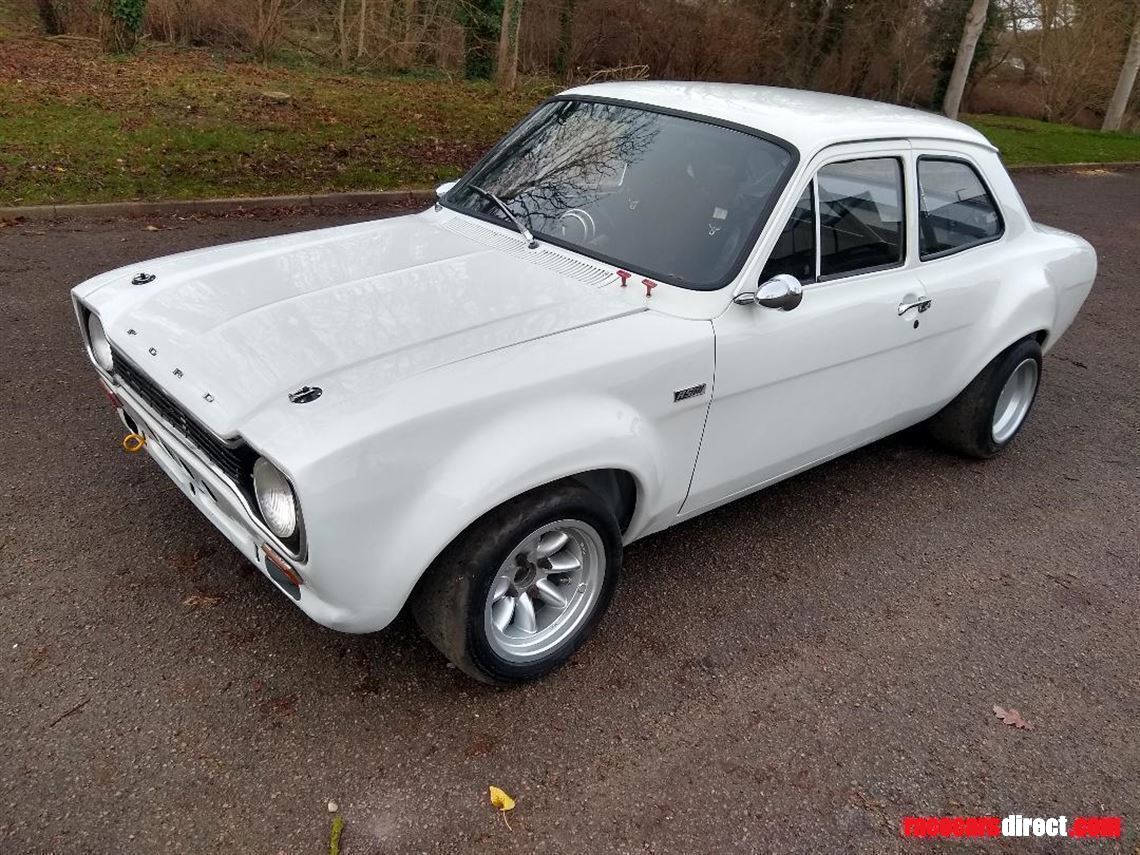 ford-escort-mk1-rs1600-race-car