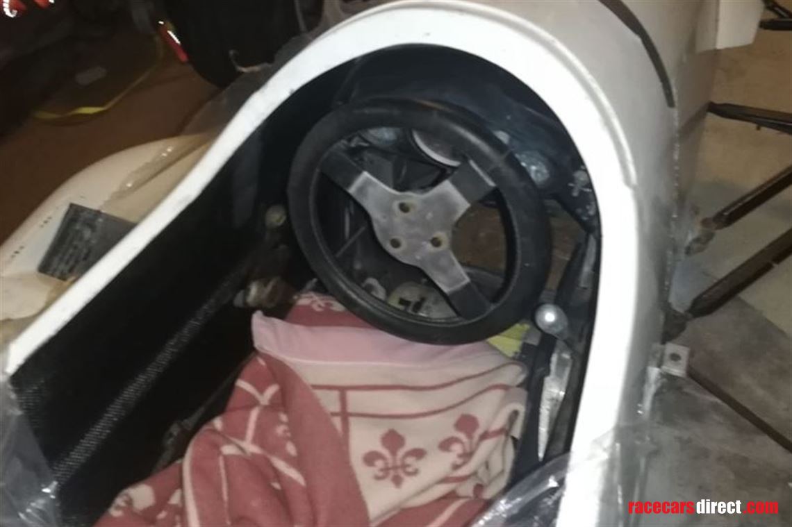 reynard-8333-no-engine-restoration-project