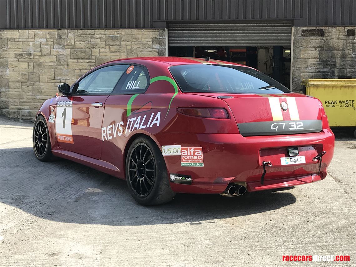 alfa-romeo-gt-32-v6