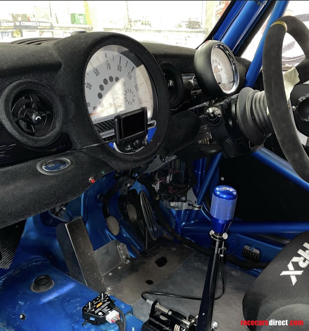 mini-r56-cooper-s-jcw-racecar