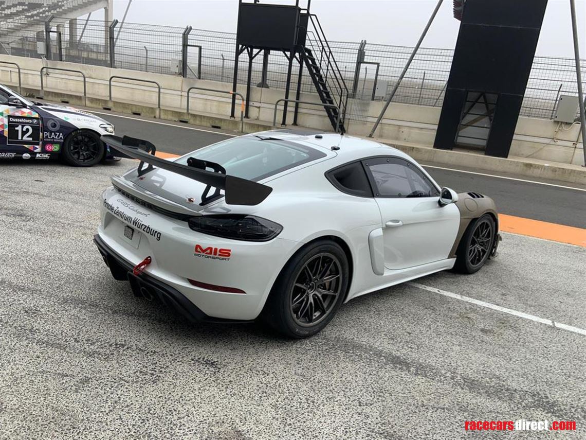 porsche-718-cayman-gt4-rs-clubsport