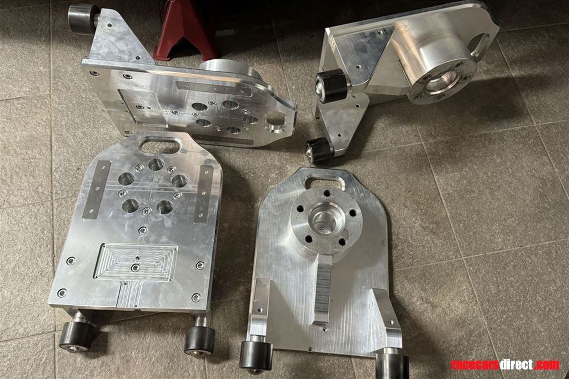 bmw-setup-set---billet-wheel-hubs-toe-bar-and