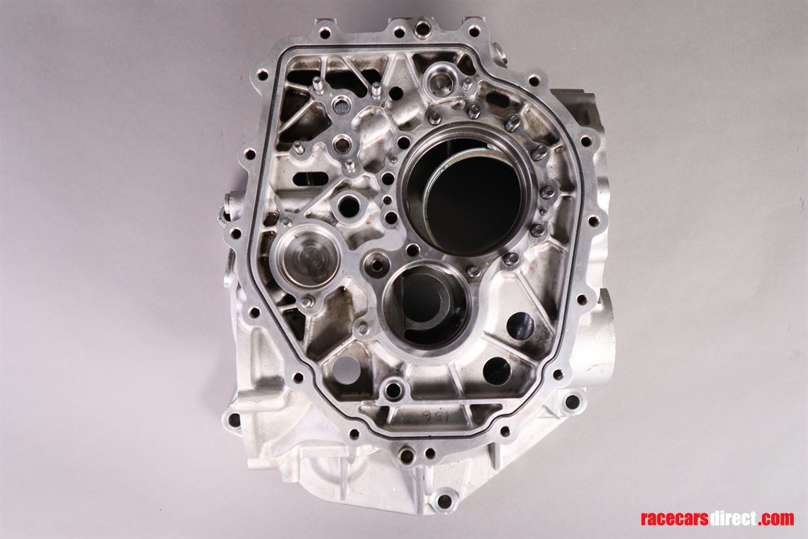 porsche-991-gt3-r-and-9912-cupgearbox-housing
