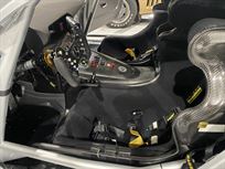 mercedes-amg-gt4-like-new-only-4658-km