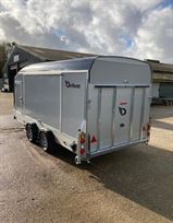 debon-c1000-enclosed-trailer