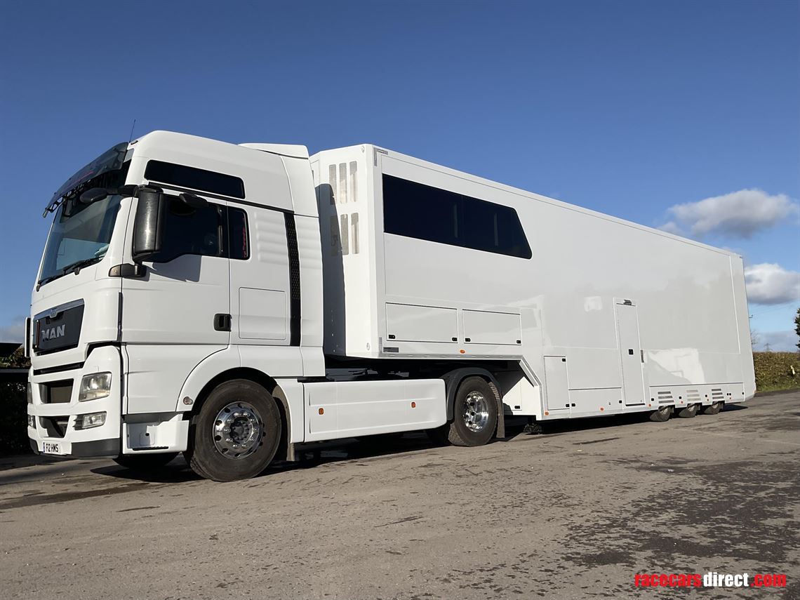 4-car-race-transporter-with-office