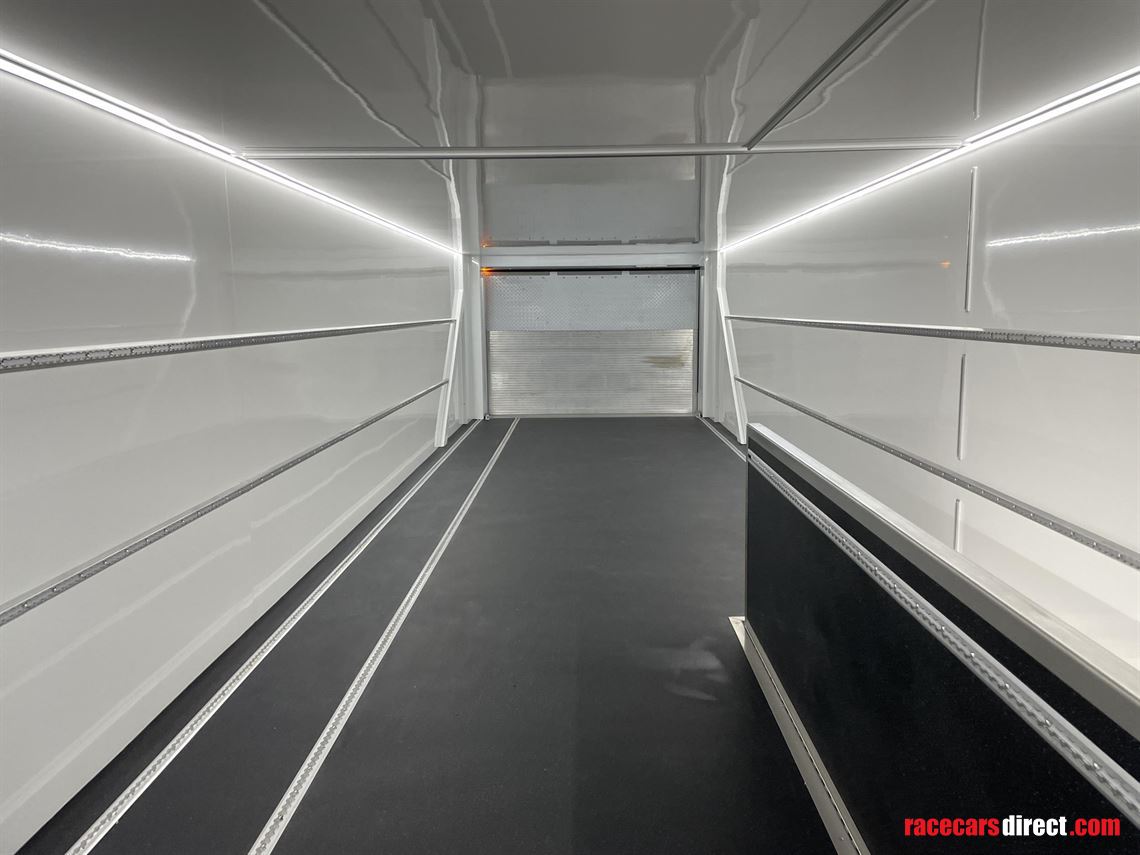 4-car-race-transporter-with-office