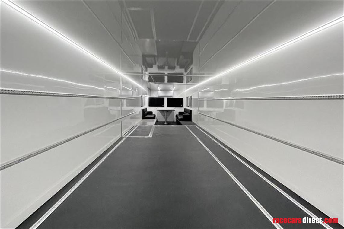 4-car-race-transporter-with-office