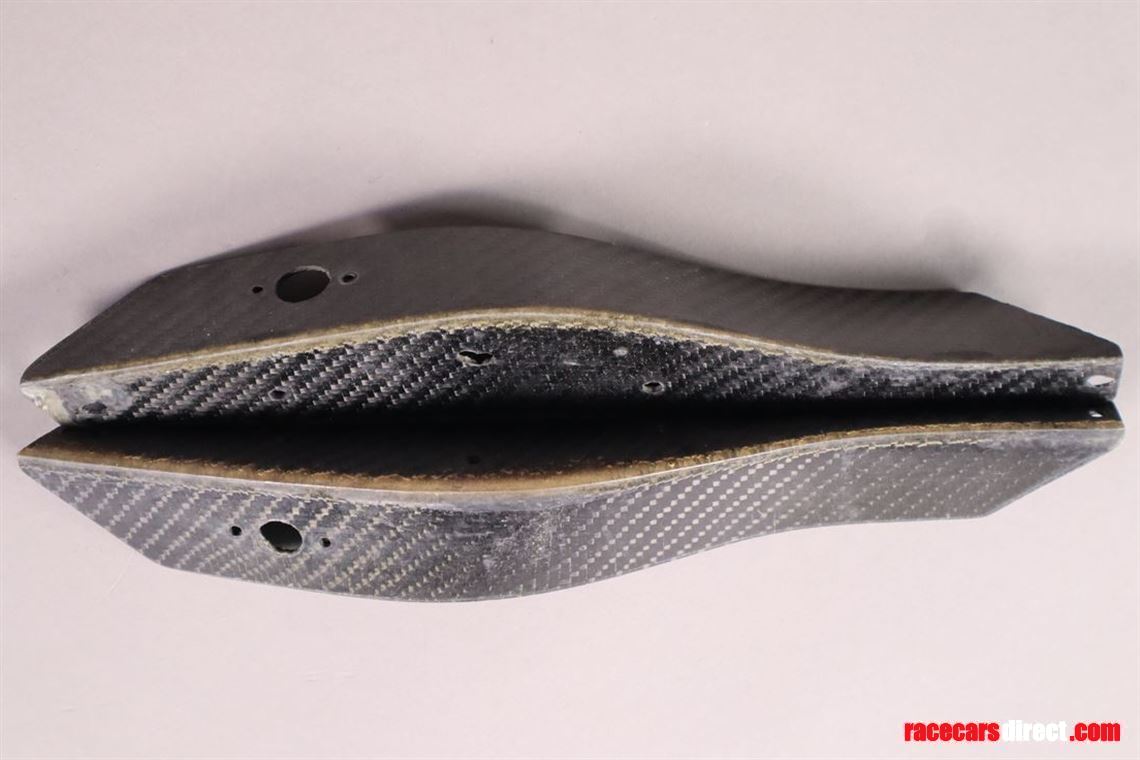 porsche-997-gt3r-and-cup-air-duct-underbody