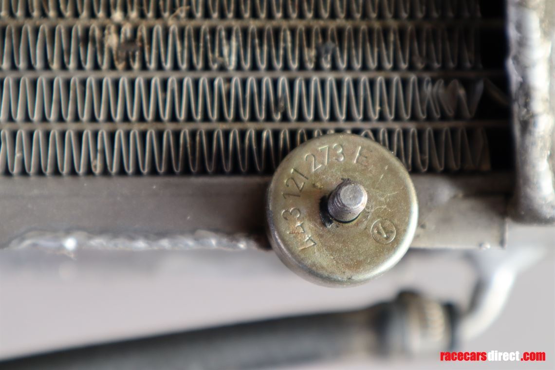 ferrari-f355-water-cooler-mamerow